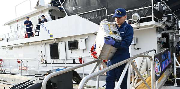 02_Coast_Guard_drug_interdiction__Cutter_Margaret_Norvell_Caribbean_Sea_Support_Our_Troops.jpg