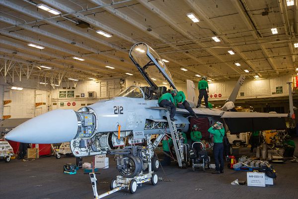 02_USS_Gerald_Ford_aircraft_carrier_Black_Lions__Fighter_Squadron_213_Support_Our_Troops.jpg