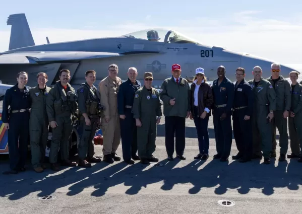 25 10 9 presidentail review support our troops inc.avif